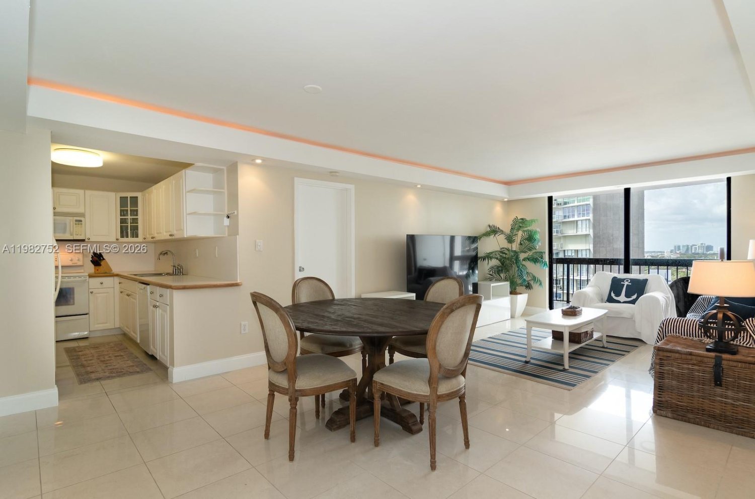 2 dormitorios propiedad comercial en venta en Miami, Miami-Dade, Florida, USA № 615752