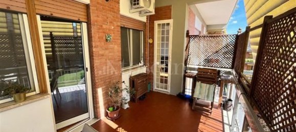 5 bedrooms Apartment in Rome, Italy No. 371519 4