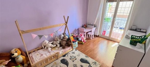 5 bedrooms Apartment in Rome, Italy No. 371519 17