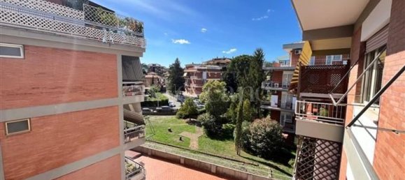 5 bedrooms Apartment in Rome, Italy No. 371519 26
