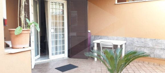 2 rooms Apartment in Rome, Italy No. 25560 9