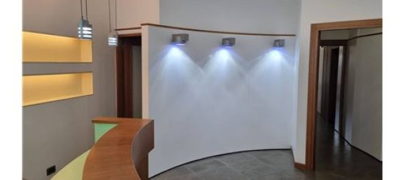 1 room Commercial property in Bergamo, Italy No. 308529 4