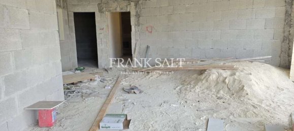 2 bedrooms Apartment in Xewkija, Malta No. 932 6