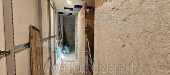 5 rooms Apartment in Rome, Italy No. 290147 31