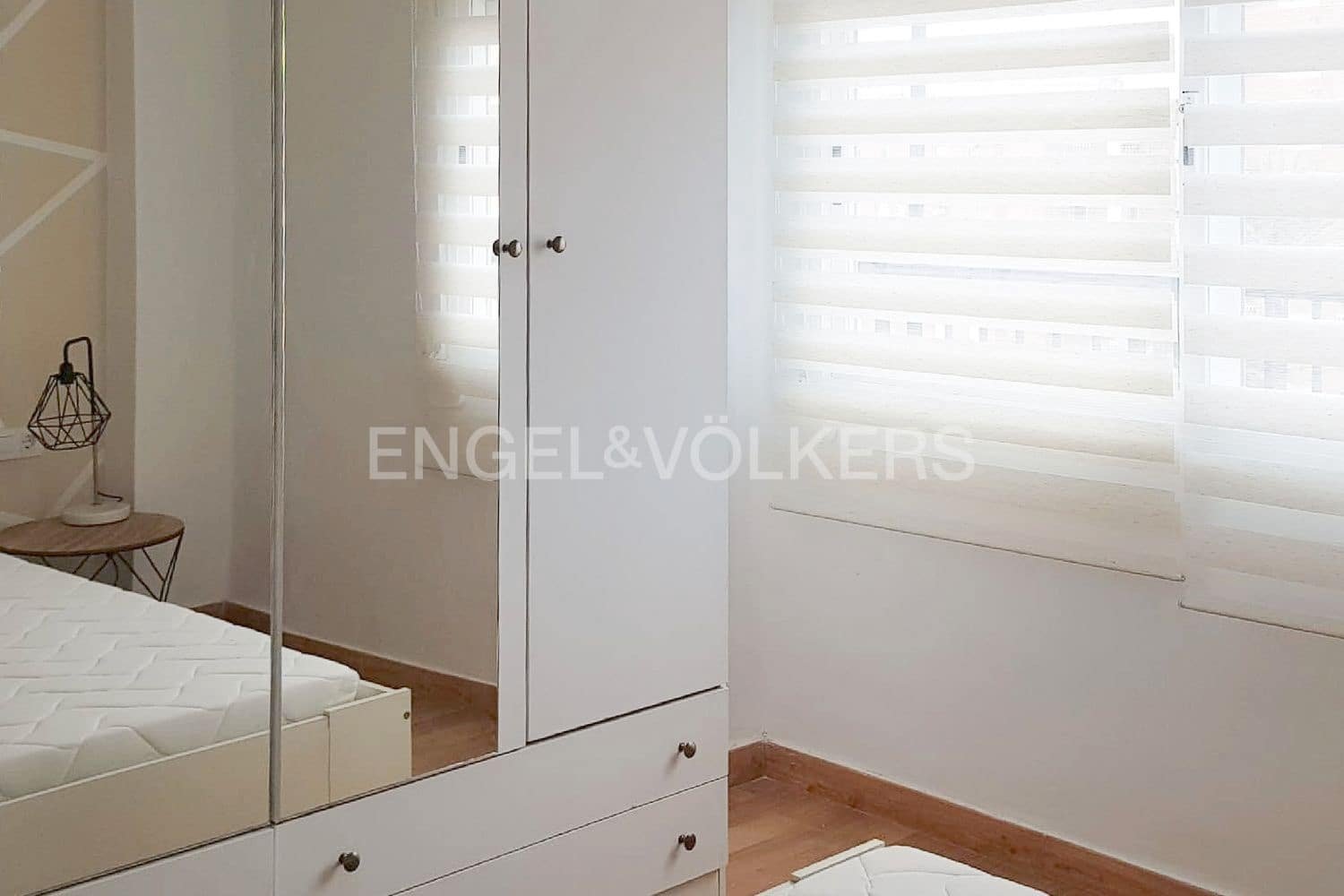 Apartamento de 3 dormitorios en Valencia, Spain No. 177252