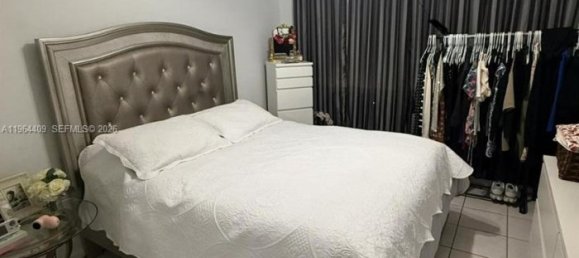 2 Schlafzimmer Gewerbliche Immobilien in Miami, USA, Nr. 615586 2