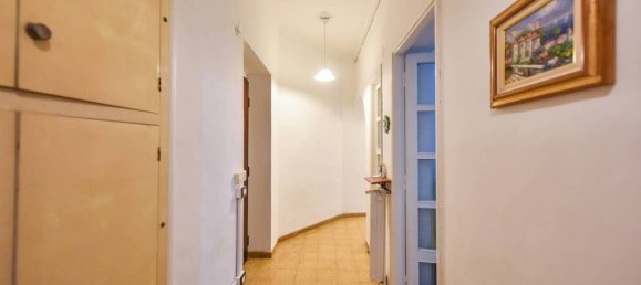 3 bedrooms Apartment in Turin, Italy No. 376245 7
