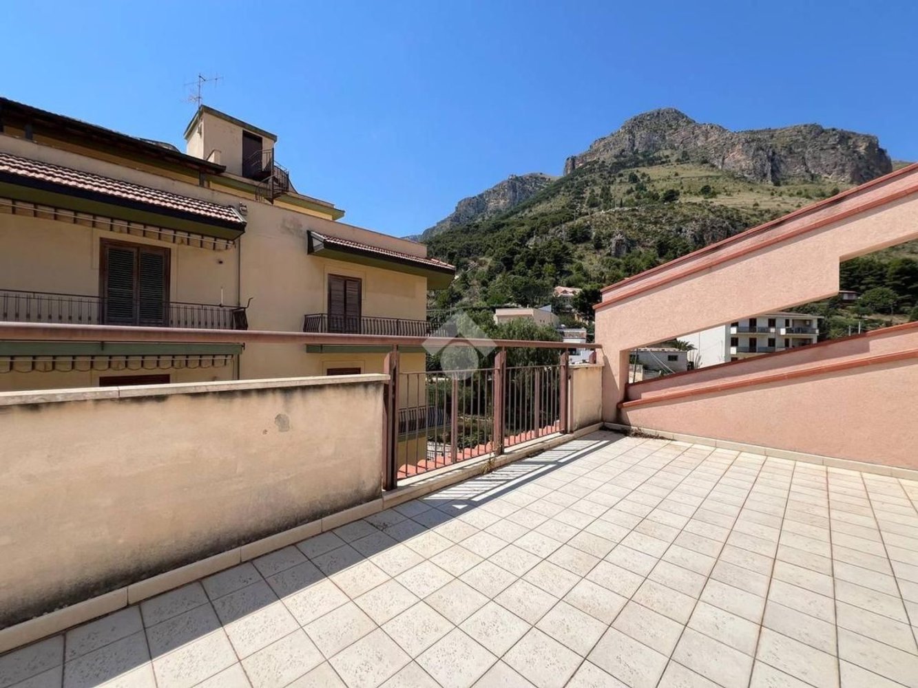 2-salle Penthouse à Castellammare del Golfo, Italy No. 299568