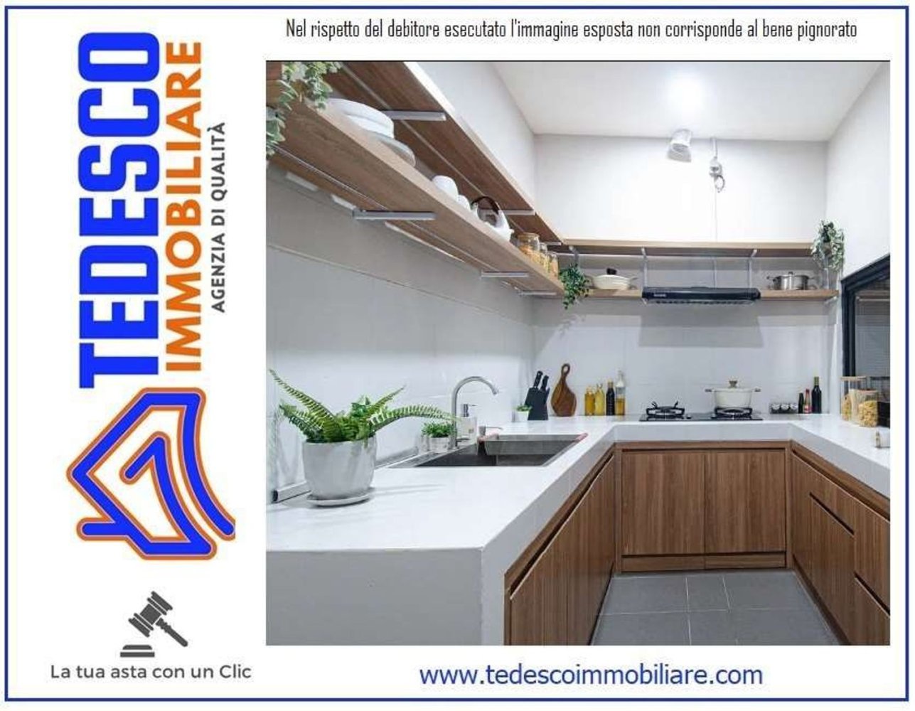 560m² Warehouse in Pago Veiano, Italy No. 369016