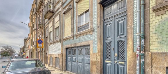 4 bedrooms House in Porto, Portugal No. 160092 3