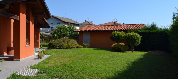 6 rooms Villa in Biella, Italy No. 284357 11