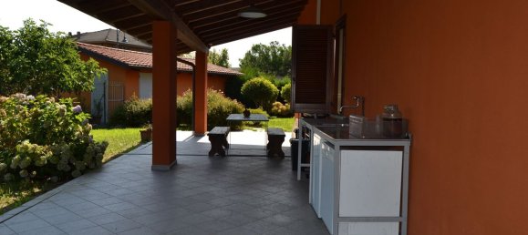 6 rooms Villa in Biella, Italy No. 284357 9