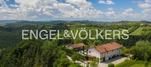 8 bedrooms House in Lequio Berria, Italy No. 139812 11