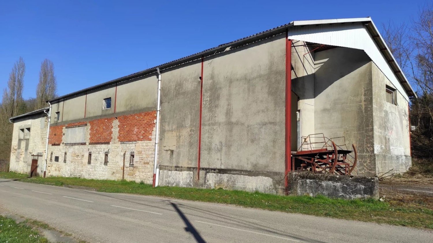 Edifício de 10 divisões em Noyers-Auzecourt, France N.º 72194