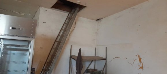 Edifício de 10 divisões em Noyers-Auzecourt, France N.º 72194 27