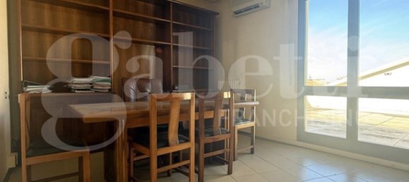 3 Schlafzimmer Wohnung in Ponsacco, Italy, Nr. 353753 8