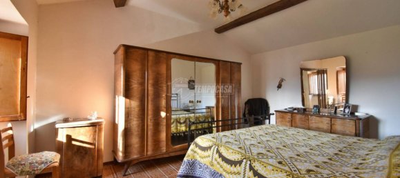 Casa de 4 dormitorios en Tolentino, Italy No. 166451 17