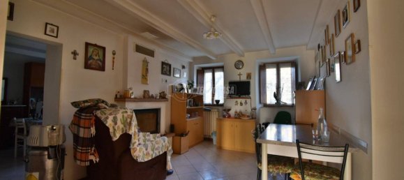 Casa de 4 dormitorios en Tolentino, Italy No. 166451 3