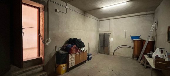 Дом с 6 комнатами в Трельо, Италия № 221394 30