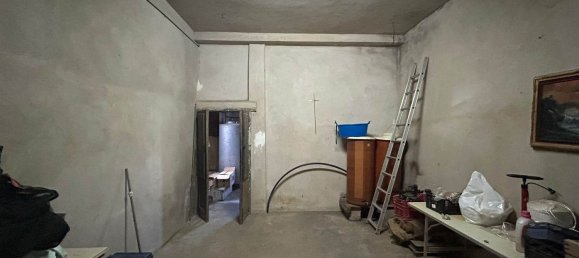 Дом с 6 комнатами в Трельо, Италия № 221394 33