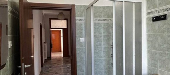 Дом с 6 комнатами в Трельо, Италия № 221394 28