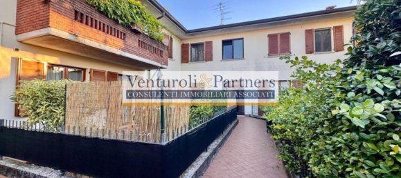 Квартира с 3 спальнями в Бедиццоле, Италия № 363409 17