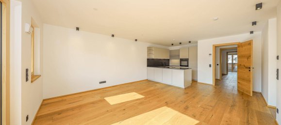 3 bedrooms Penthouse in St. Johann in Tirol, Austria No. 183498 2