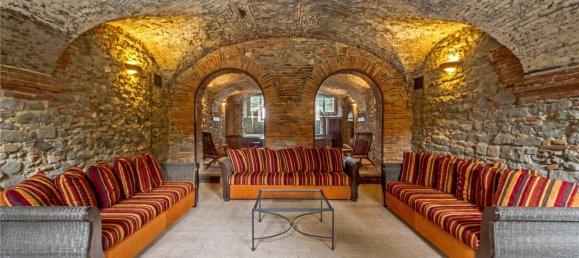 2 Schlafzimmer Wohnung in Capannori, Italy, Nr. 390840 17