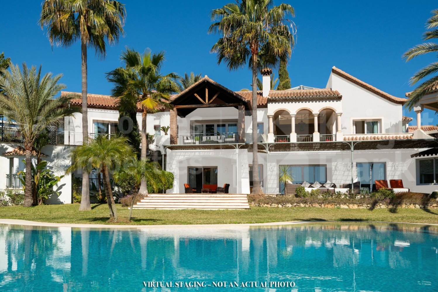 8 Schlafzimmer Villa in Malaga, Spain, Nr. 126131