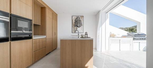 2 bedrooms Penthouse in La Quinta, Spain No. 4797 6