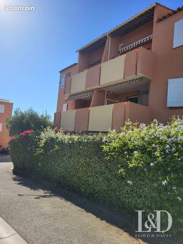 3 rooms Apartment in Bandol, France No. 339877