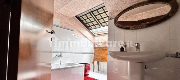 5 غرف نوم شقة في Verona, Italy رقم 360661 35