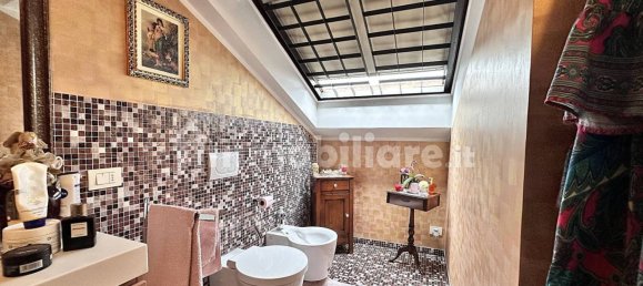 5 غرف نوم شقة في Verona, Italy رقم 360661 27