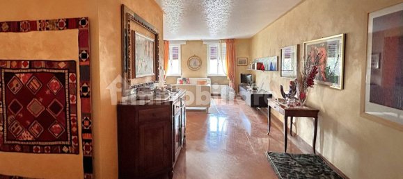 5 غرف نوم شقة في Verona, Italy رقم 360661 3