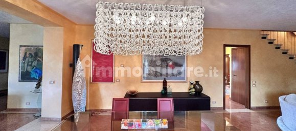 5 غرف نوم شقة في Verona, Italy رقم 360661 11