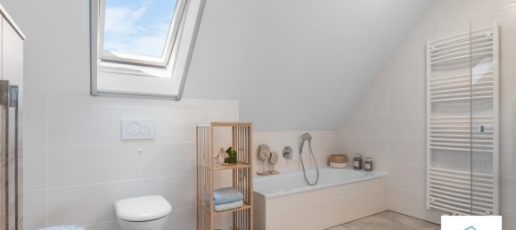 Oficina de 17 habitaciónes en Leer, Germany No. 242269 21