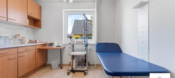 Oficina de 17 habitaciónes en Leer, Germany No. 242269 30