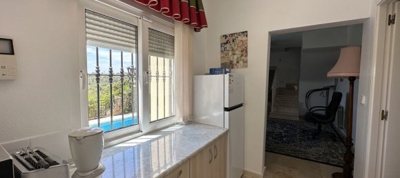 5 bedrooms Villa in Alicante, Spain No. 183552 15