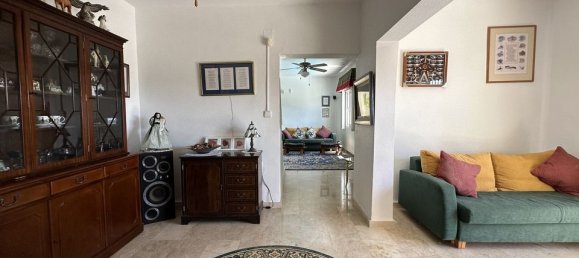 5 bedrooms Villa in Alicante, Spain No. 183552 12