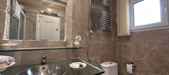 5 bedrooms Villa in Alicante, Spain No. 183552 7