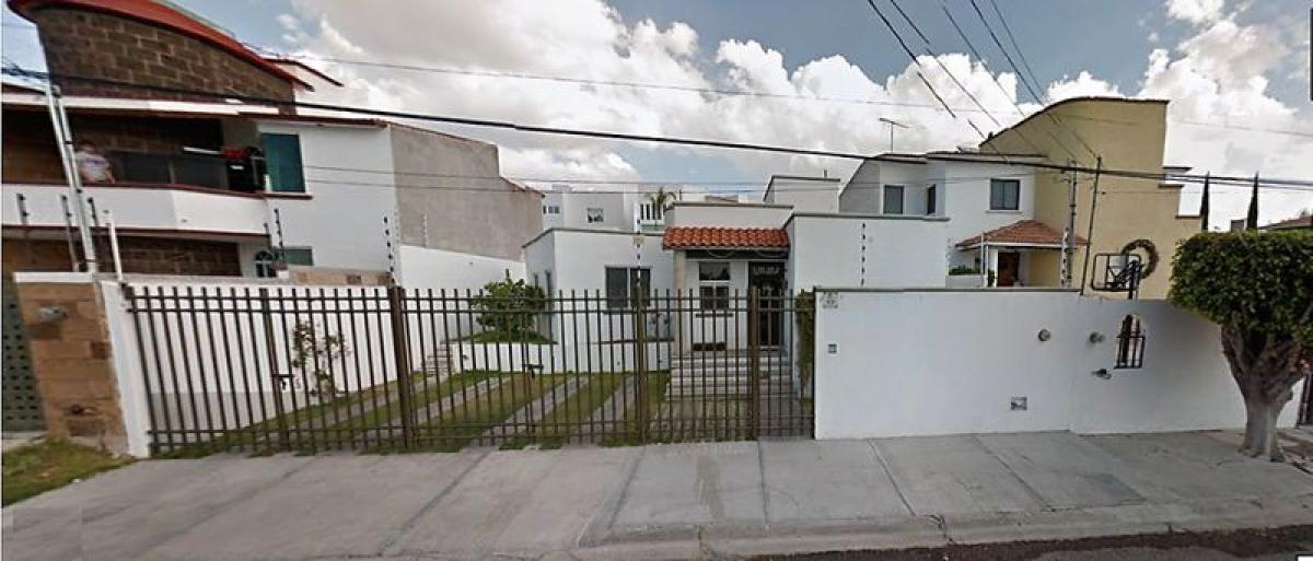 3 bedrooms House in Queretaro, Mexico No. 155637