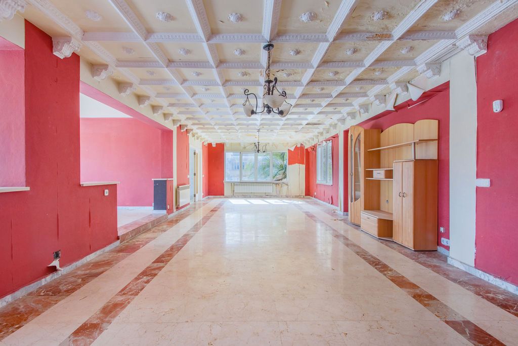 7 bedrooms House in Portopetro, Spain No. 61581