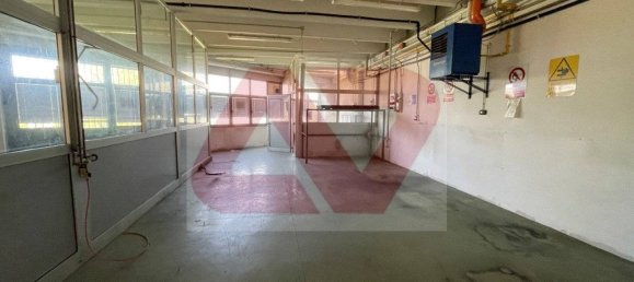 Коммерческая недвижимость с 5 комнатами в Монтичелло Конте Отто, Италия № 326163 10