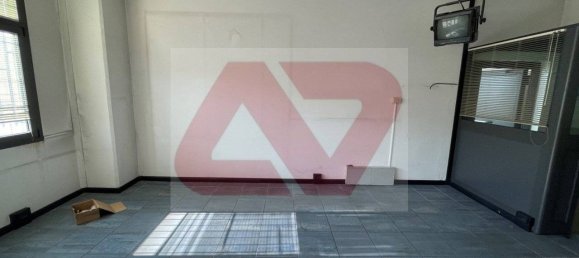 Коммерческая недвижимость с 5 комнатами в Монтичелло Конте Отто, Италия № 326163 2