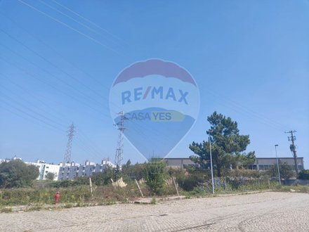 Grundstück in Fanzeres, Portugal 1600m², Nr. 35172