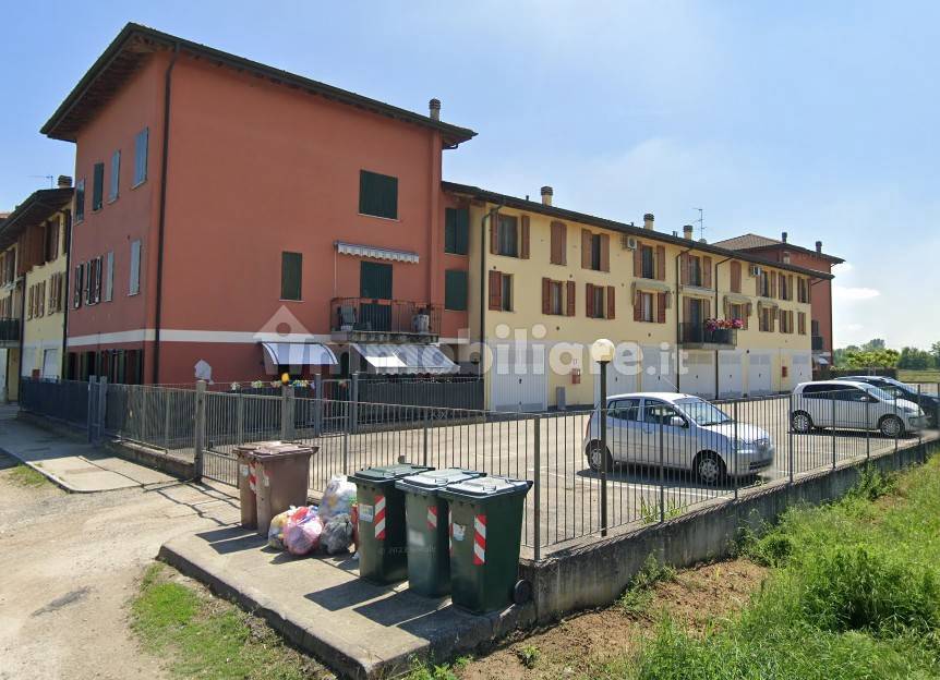 2 chambres Appartement à Gambolò, Italy No. 260153