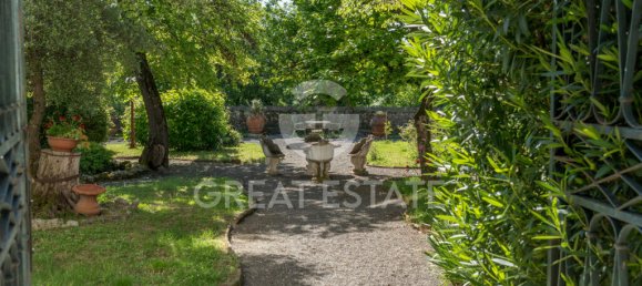 6 bedrooms Villa in Rieti, Italy No. 179475 8