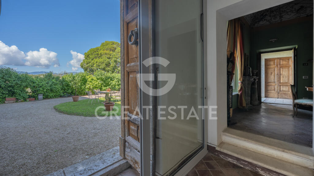 6 bedrooms Villa in Rieti, Italy No. 179475