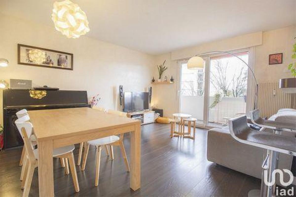 2 bedrooms Condo in Annemasse, France No. 23504
