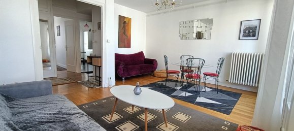 Apartamento de 3 dormitorios en Vichy, France No. 286894 4